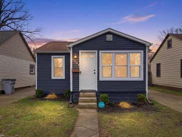 1027 E Milton Avenue Hazel Park City MI 48030