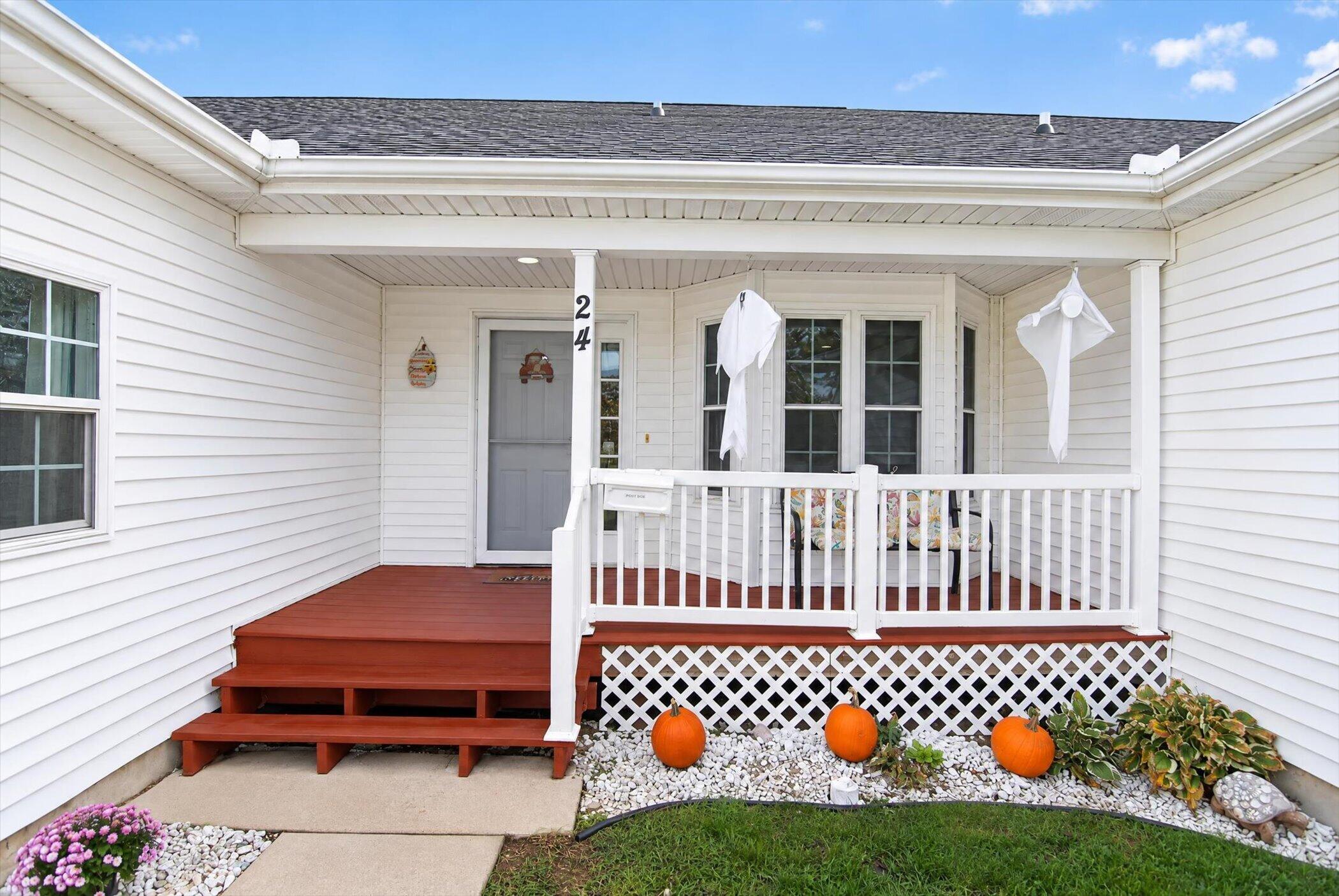 24 Meadowridge Drive 29