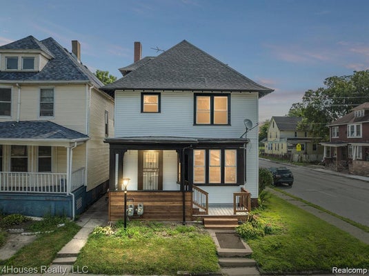 2402 SHERIDAN ST, DETROIT, MI 48214 - Image c8cbfbf20805f5180403b747d1e5ea95/4139732380