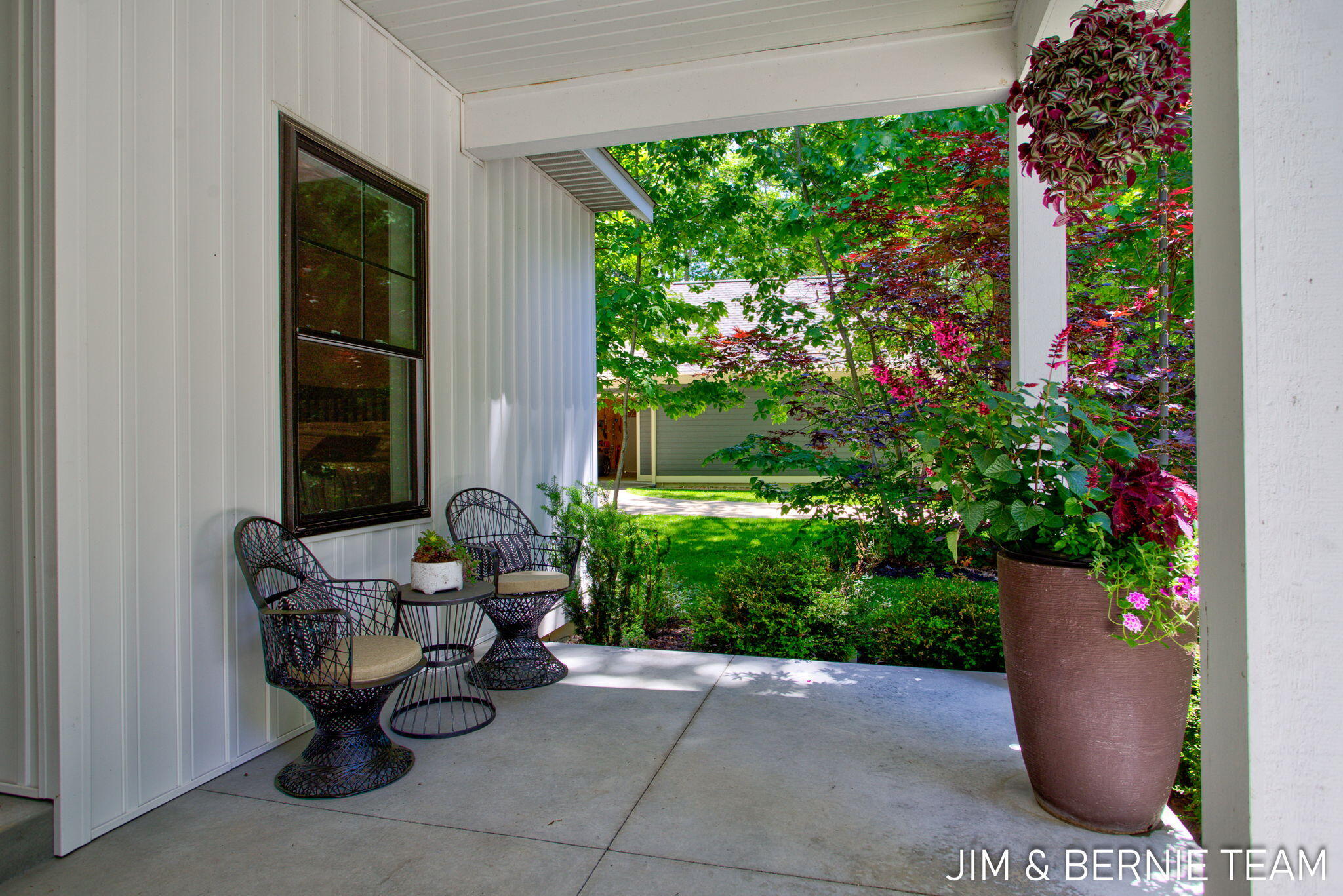 6225 Lighthouse Court