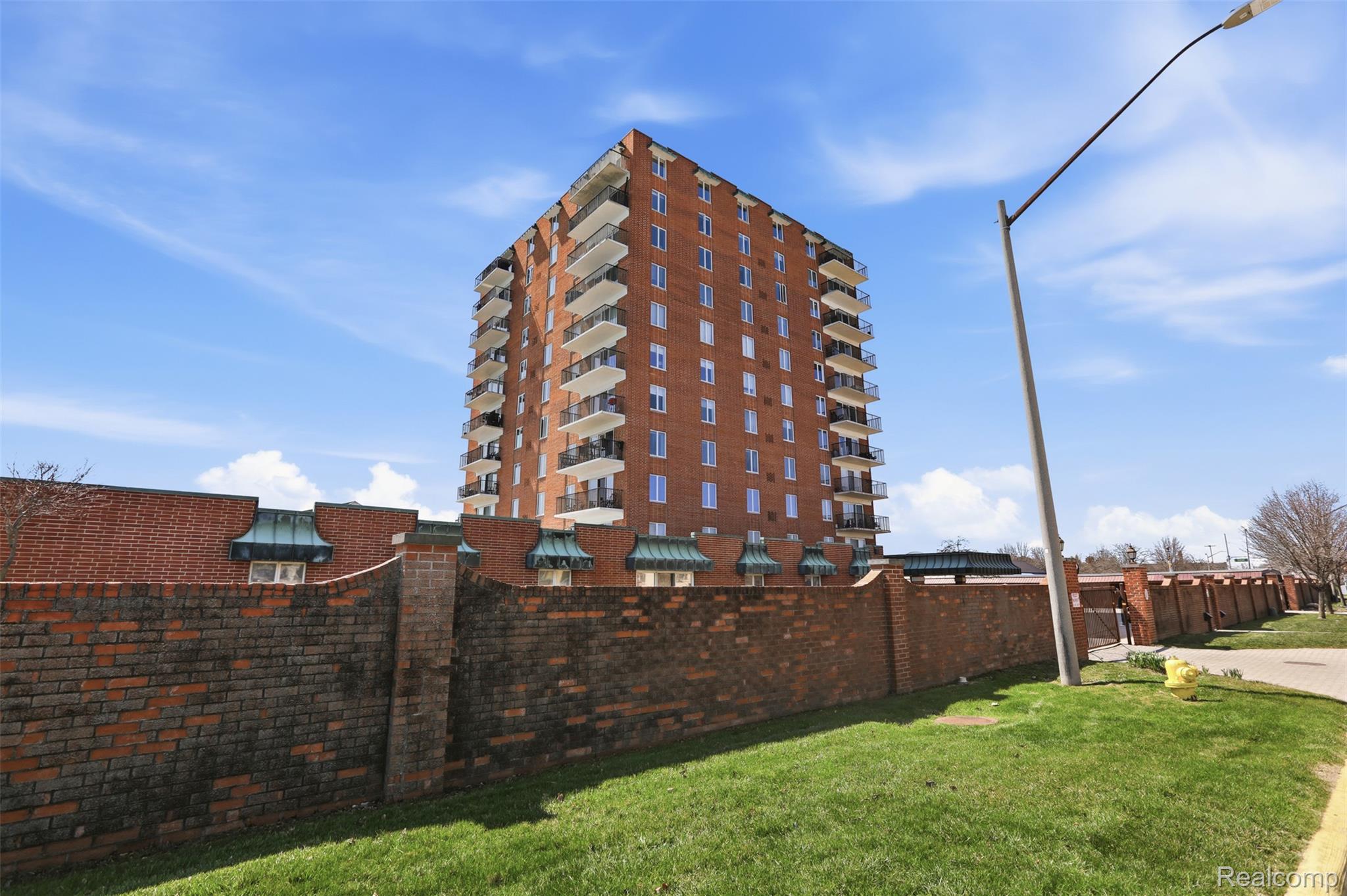 3301 Biddle Avenue 4C