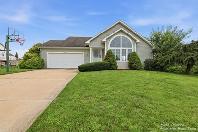 2700 Cape Coral Drive SW Wyoming City MI 49418