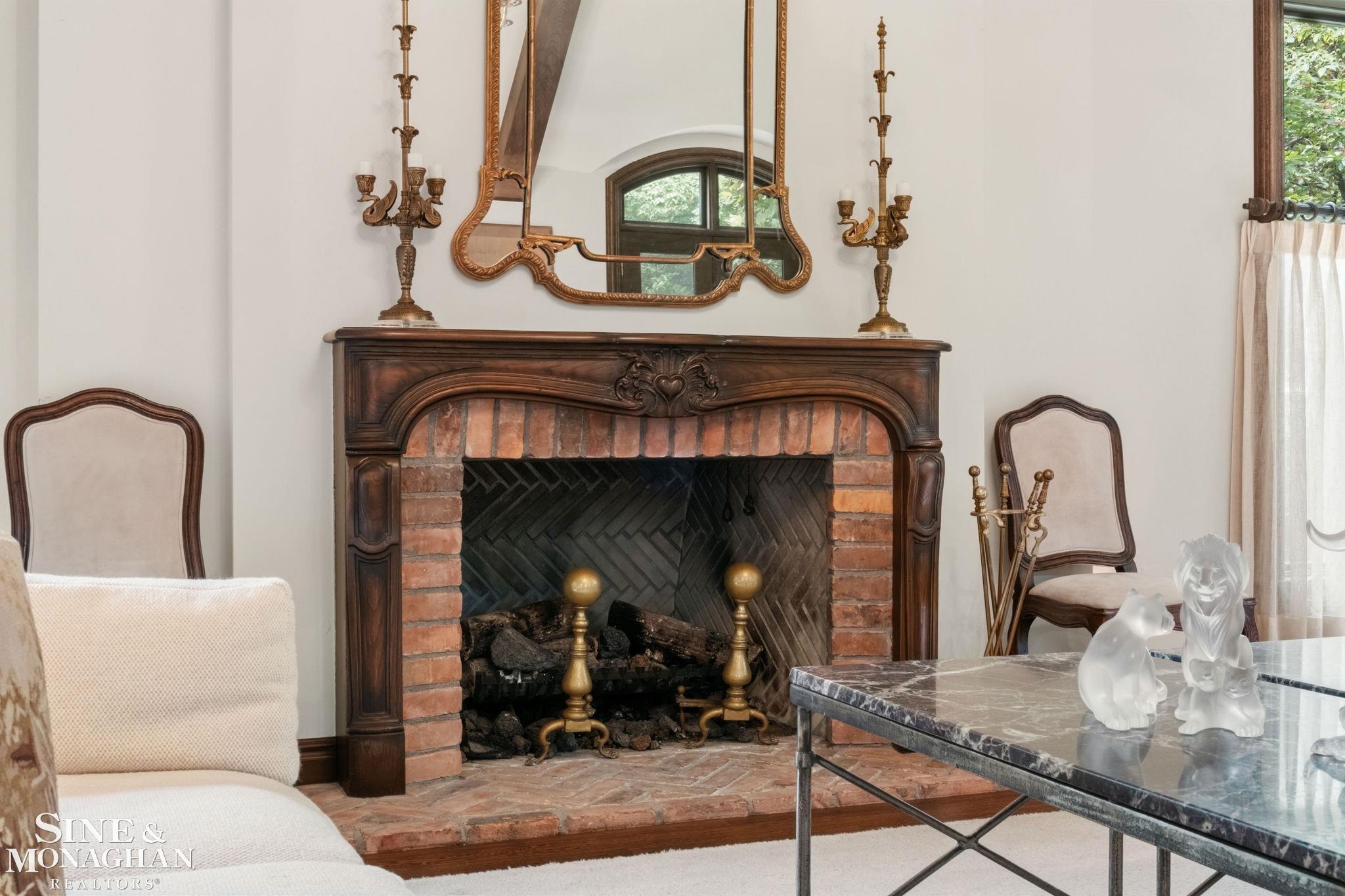 121 Vendome Road