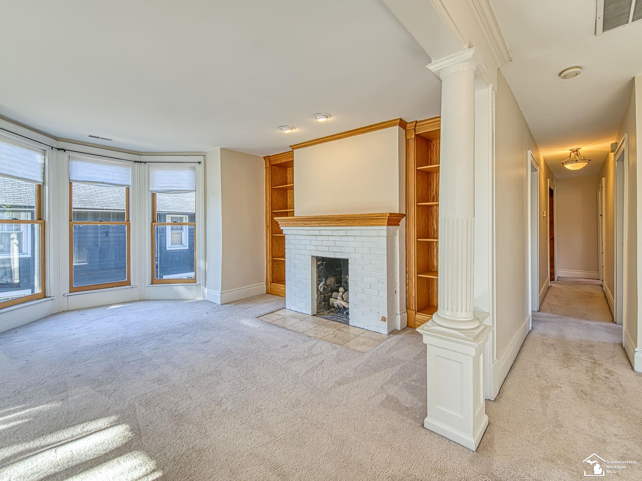 151 N Macomb Street