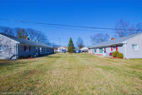 16550 Petrie Street Roseville City MI 48066