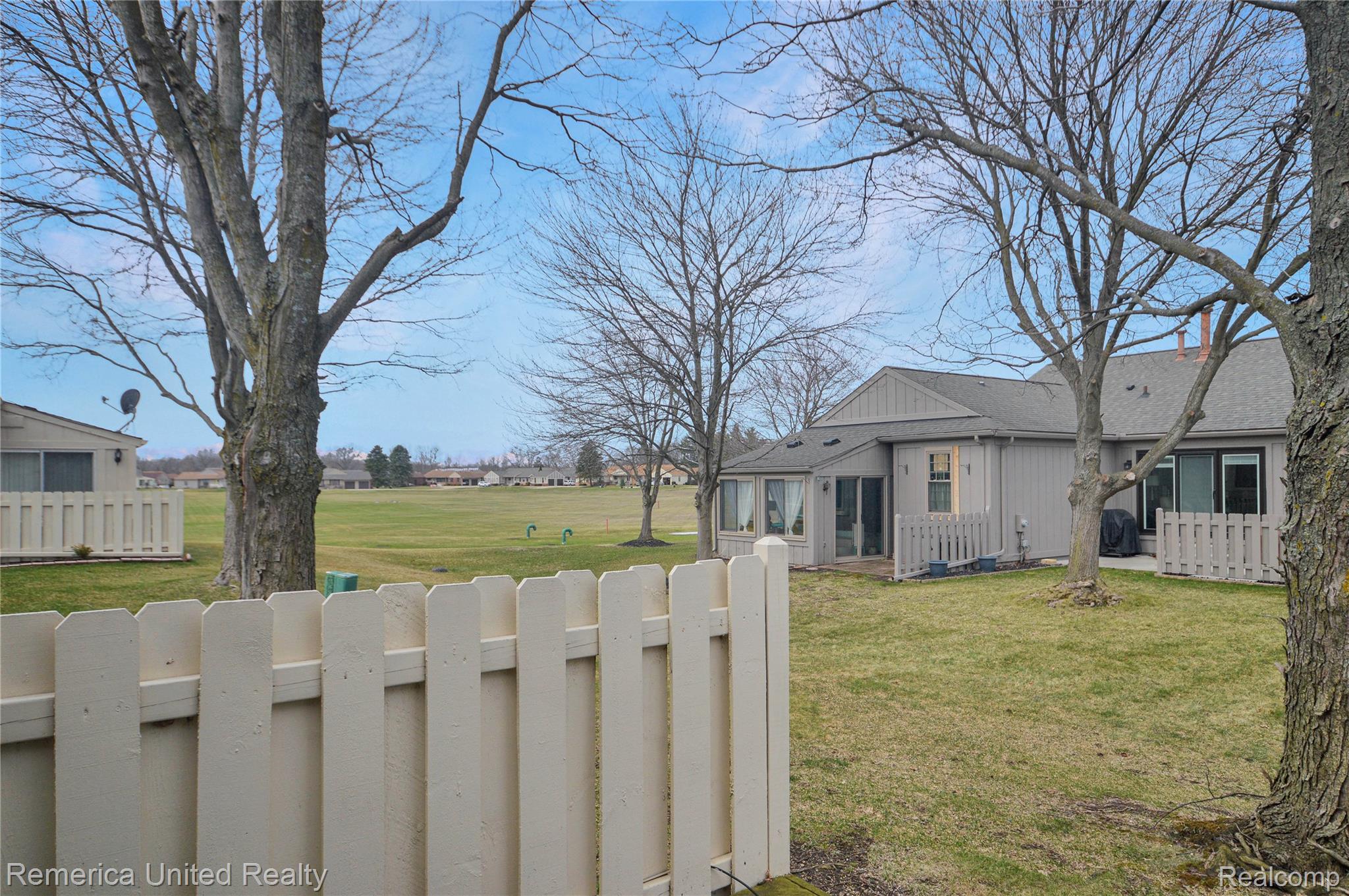 12113 Lexington Drive