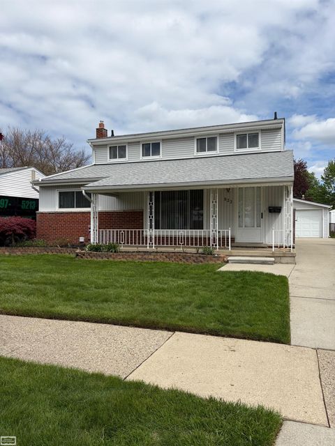 833 Bernie Lane Madison Heights City MI 48071