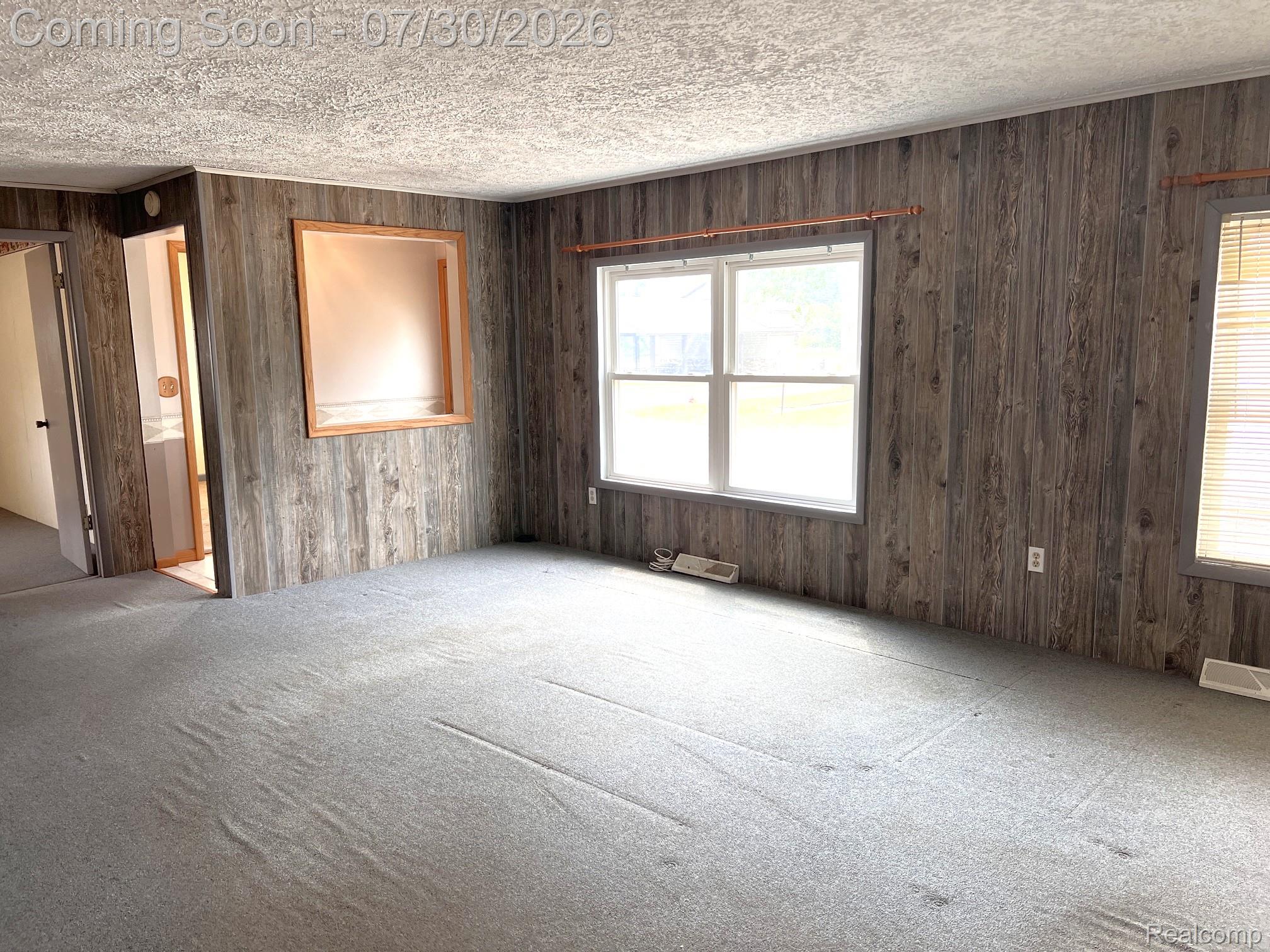 302 W Polly Street