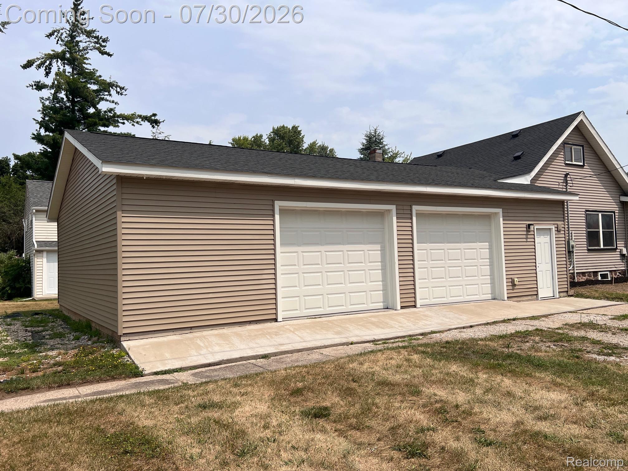 302 W Polly Street