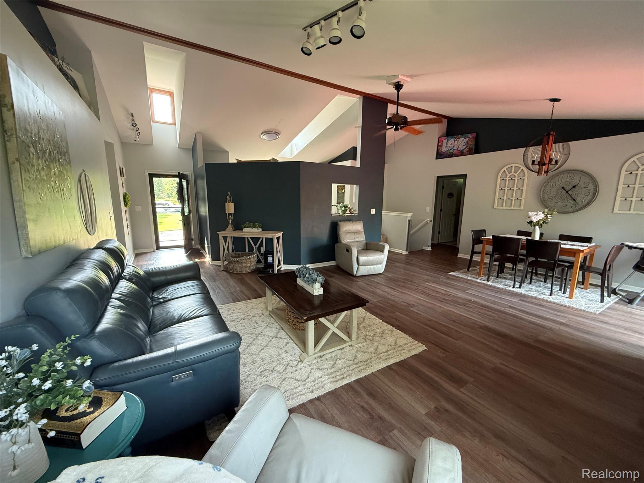 2165 Dublin Court