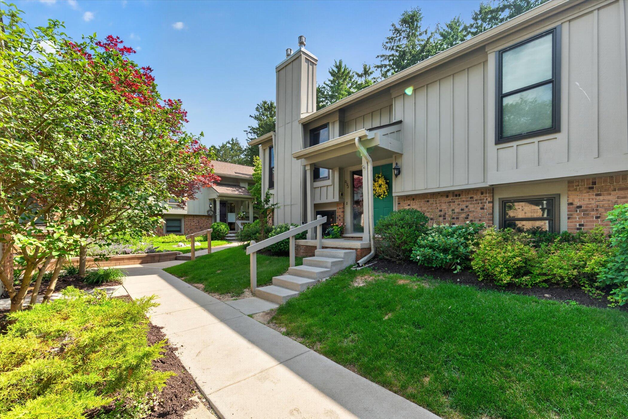 2122 Spruceway Lane