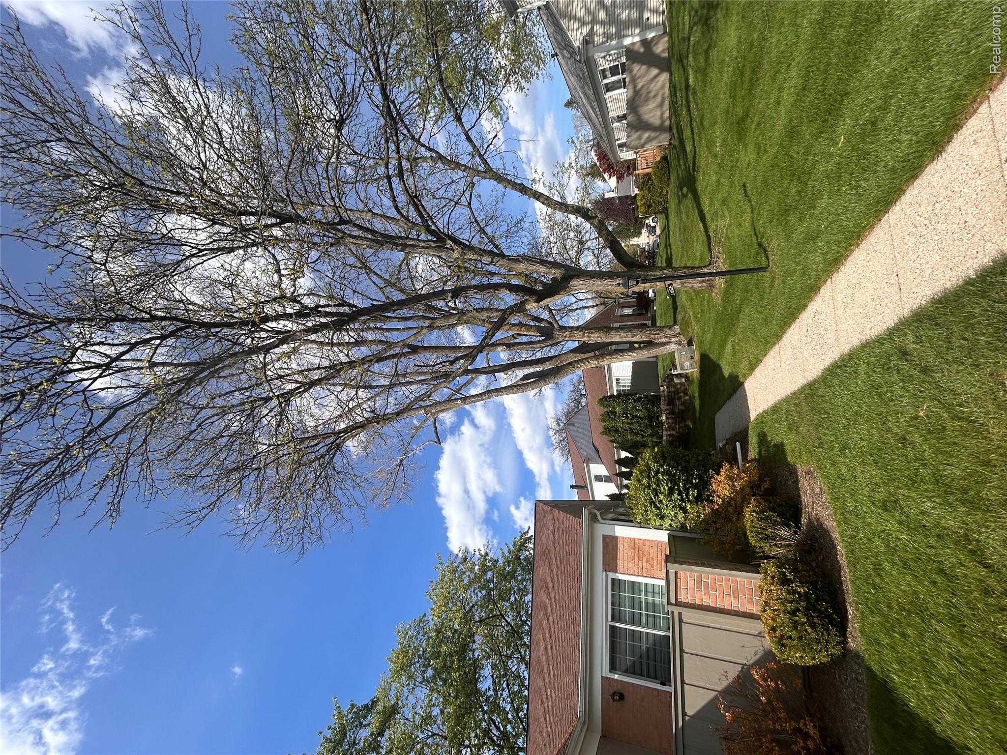 1466 Knights Ridge Court