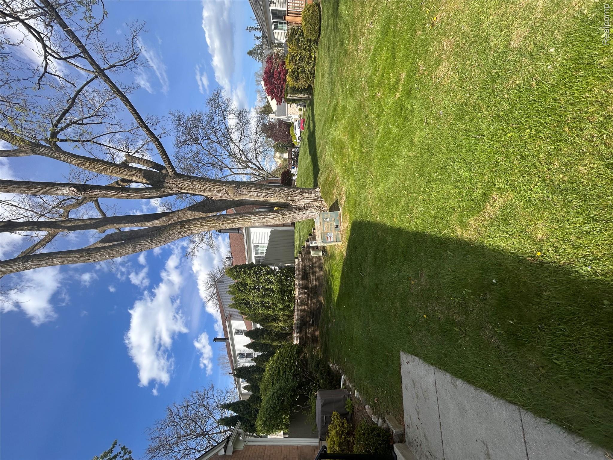 1466 Knights Ridge Court
