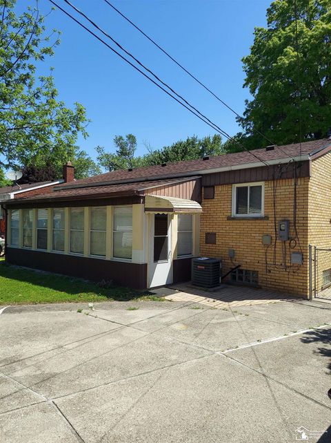 Tiny photo for 7914 Campbell Street, Taylor City, MI 48180 (MLS # 57050209526)
