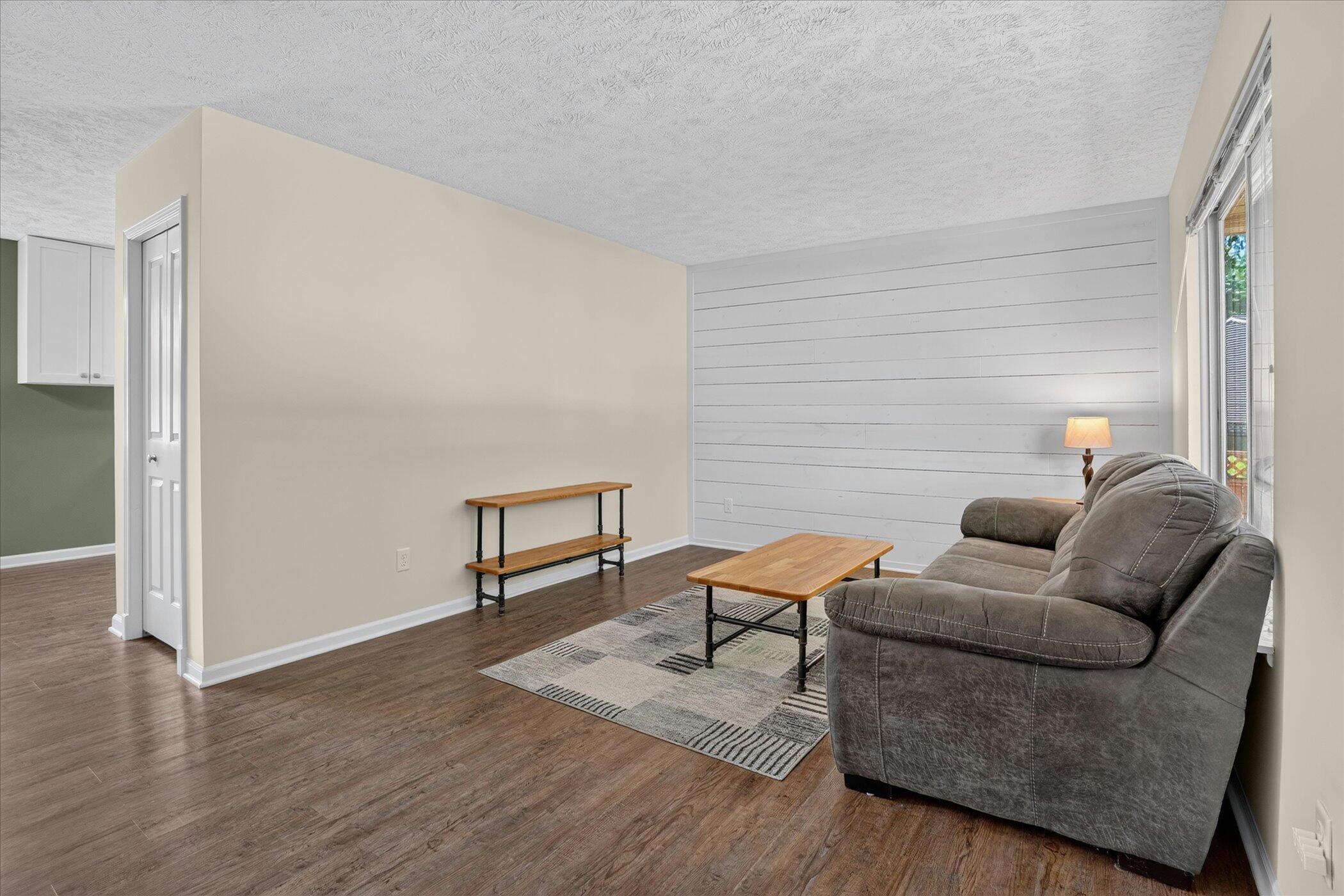 5833 Granary Lane