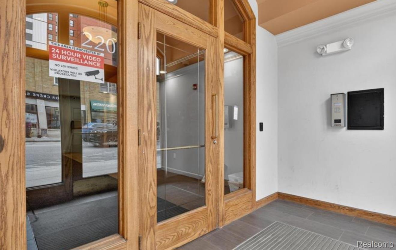 220 Mac Avenue 311