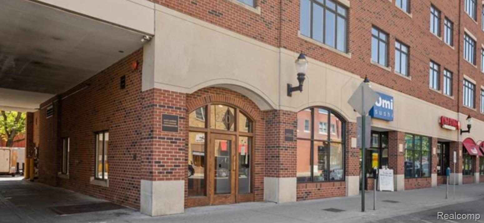 220 Mac Avenue 311