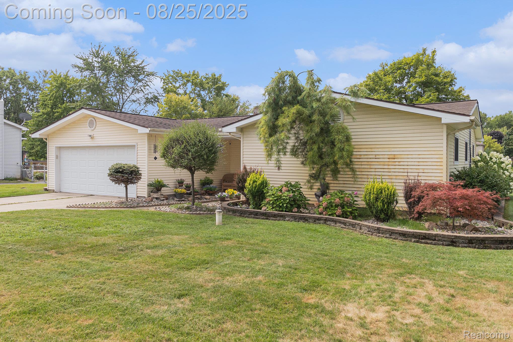 14152 North Road