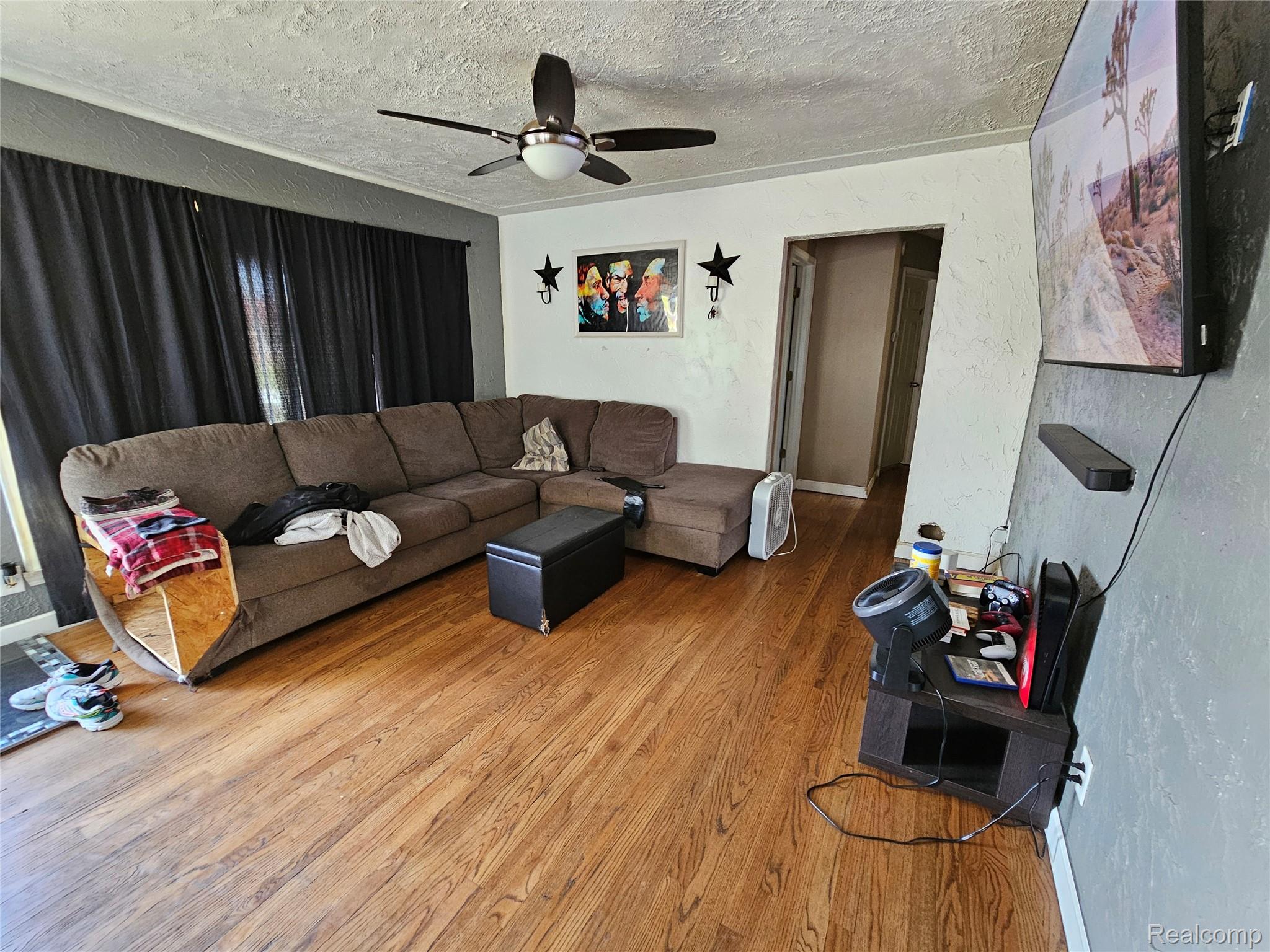 25154 Huron Street