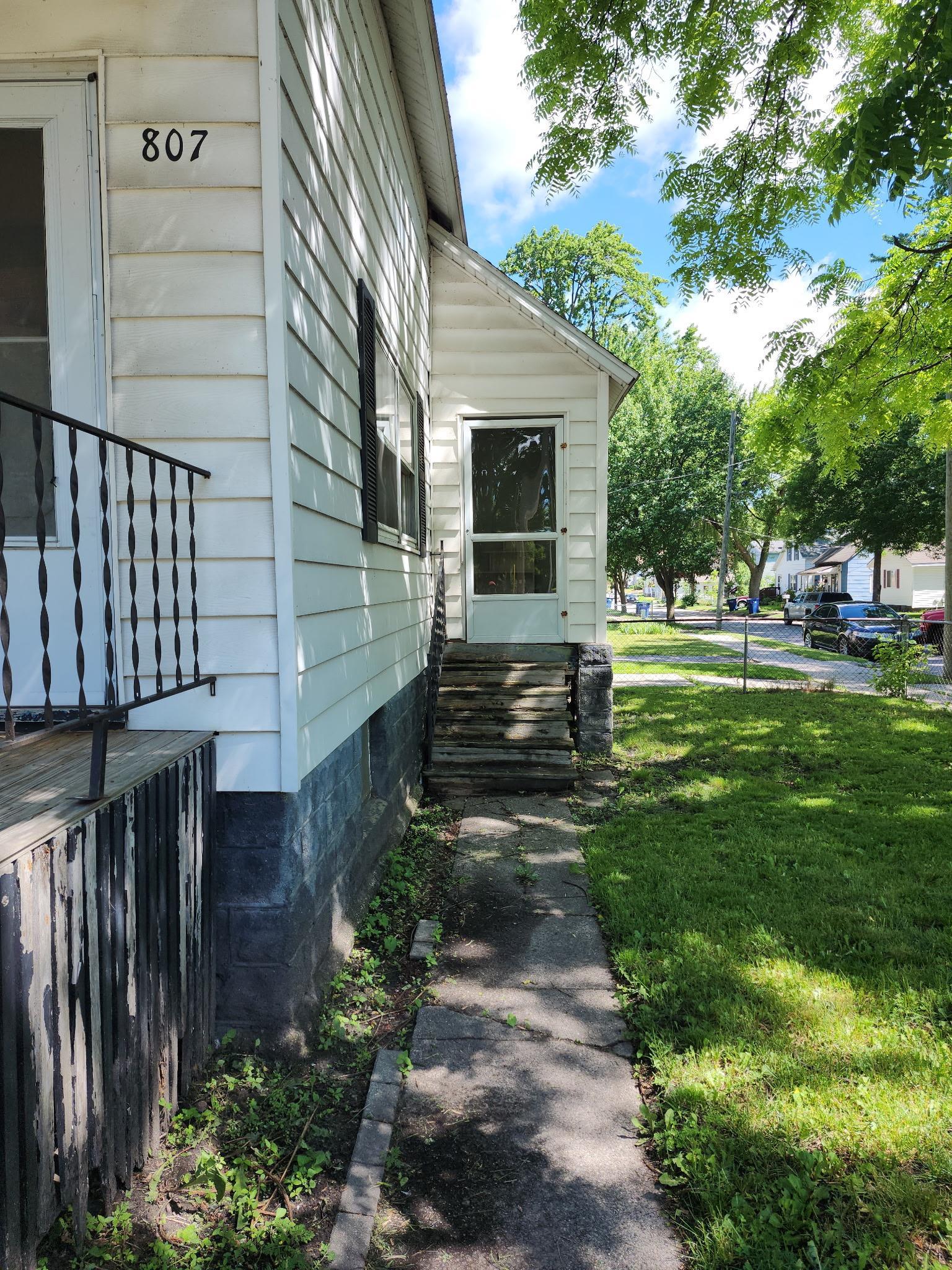 807 E North Union Street