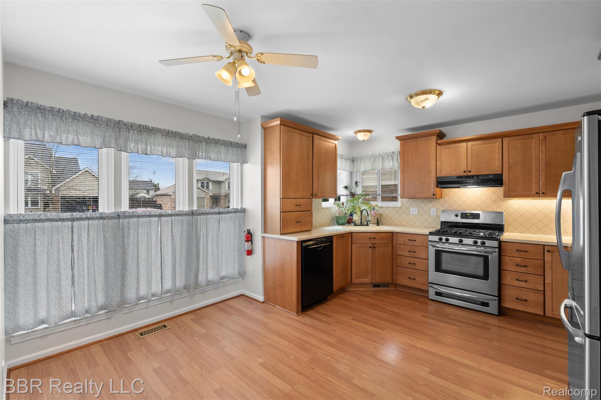 22264 Oakwood Street