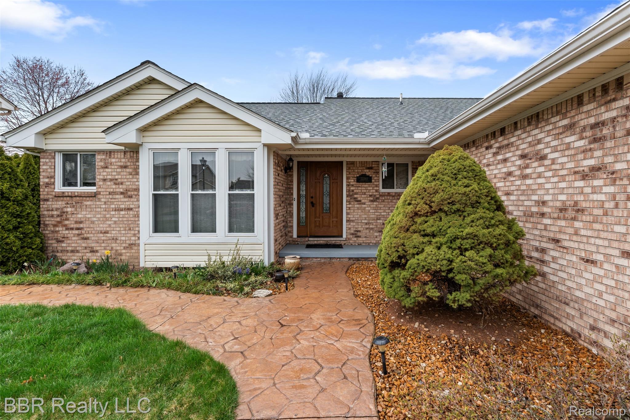 22264 Oakwood Street