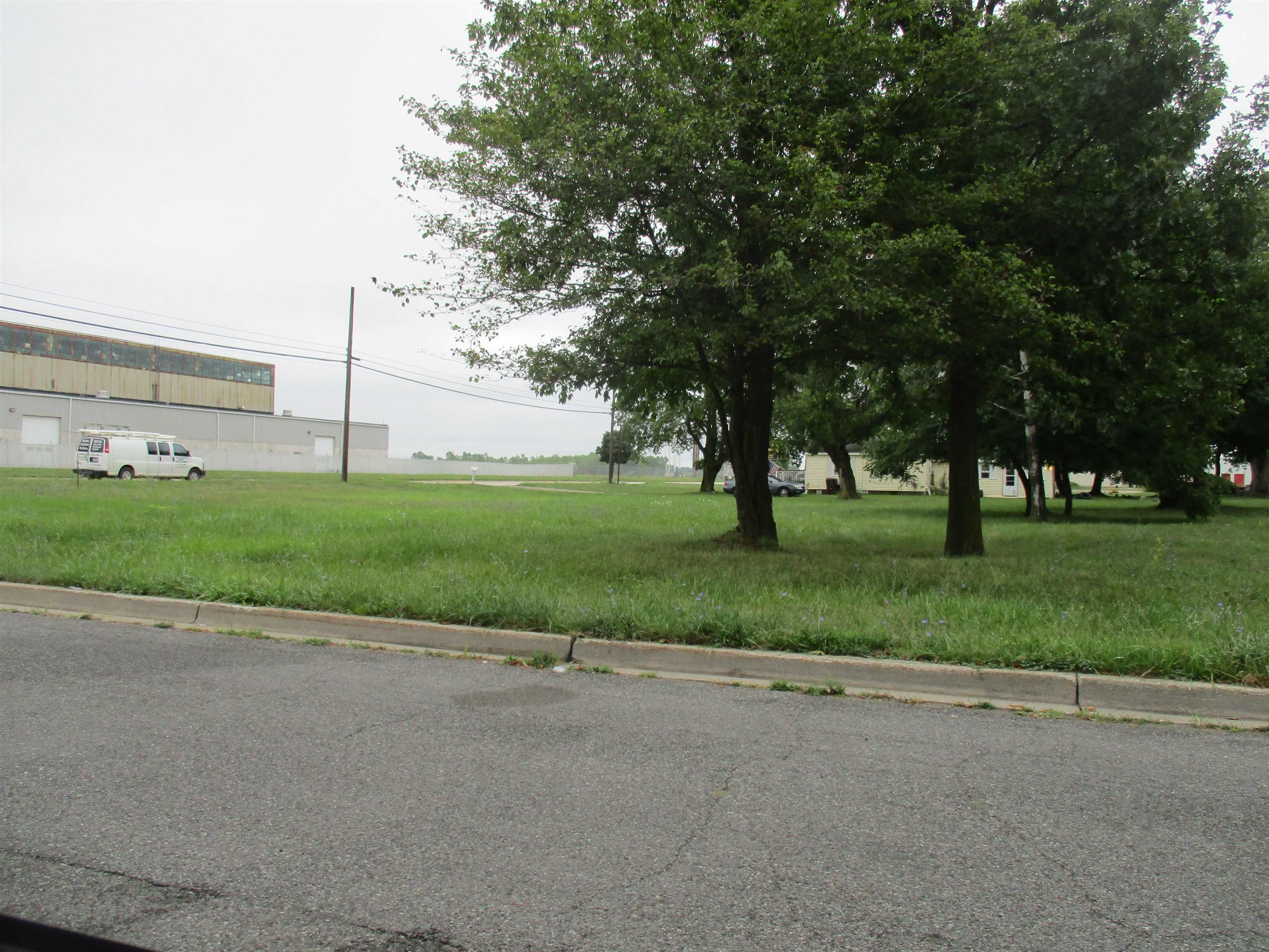 1528 E Superior Street