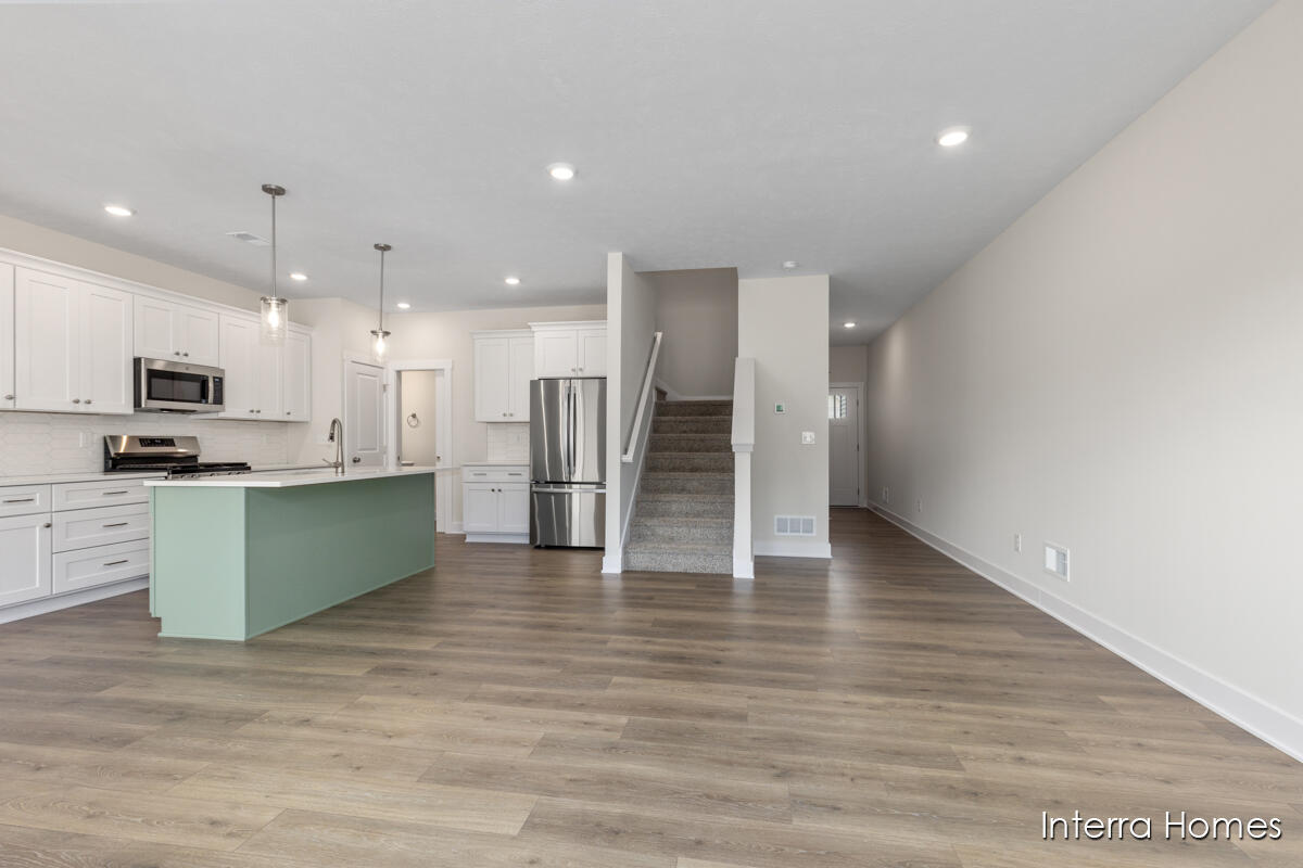 2835 W Highgate Street SE 30