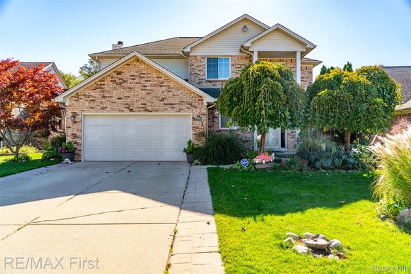 4134 VERA CT, STERLING HEIGHTS, MI 48310 - Image c936b9a513784e251e8daa17fe6a4e35/1536462323