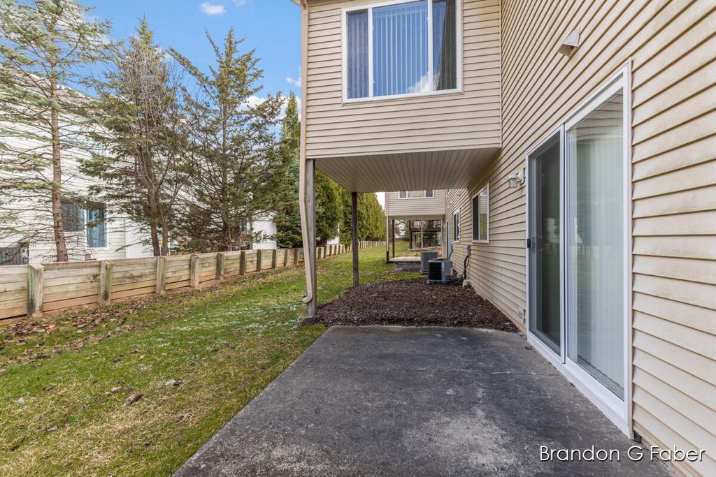 listing image 44