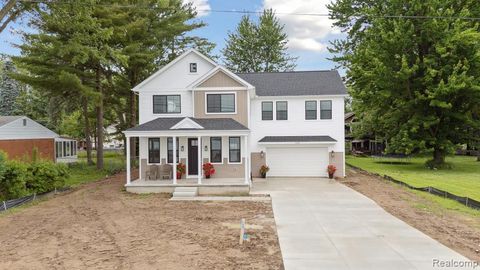 5264 Cooley Lake Road Waterford Charter Township MI 48327