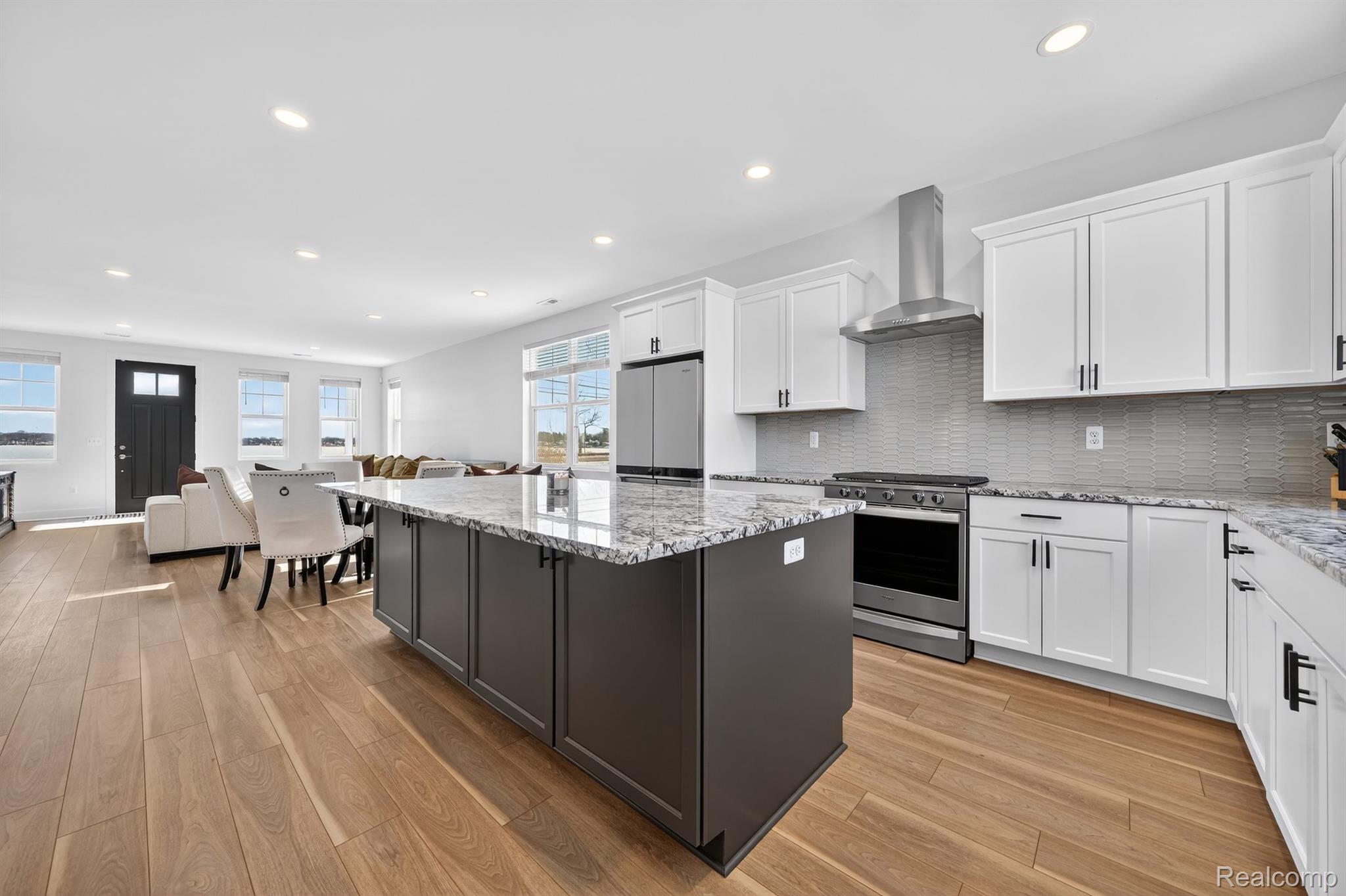 5264 Cooley Lake Road