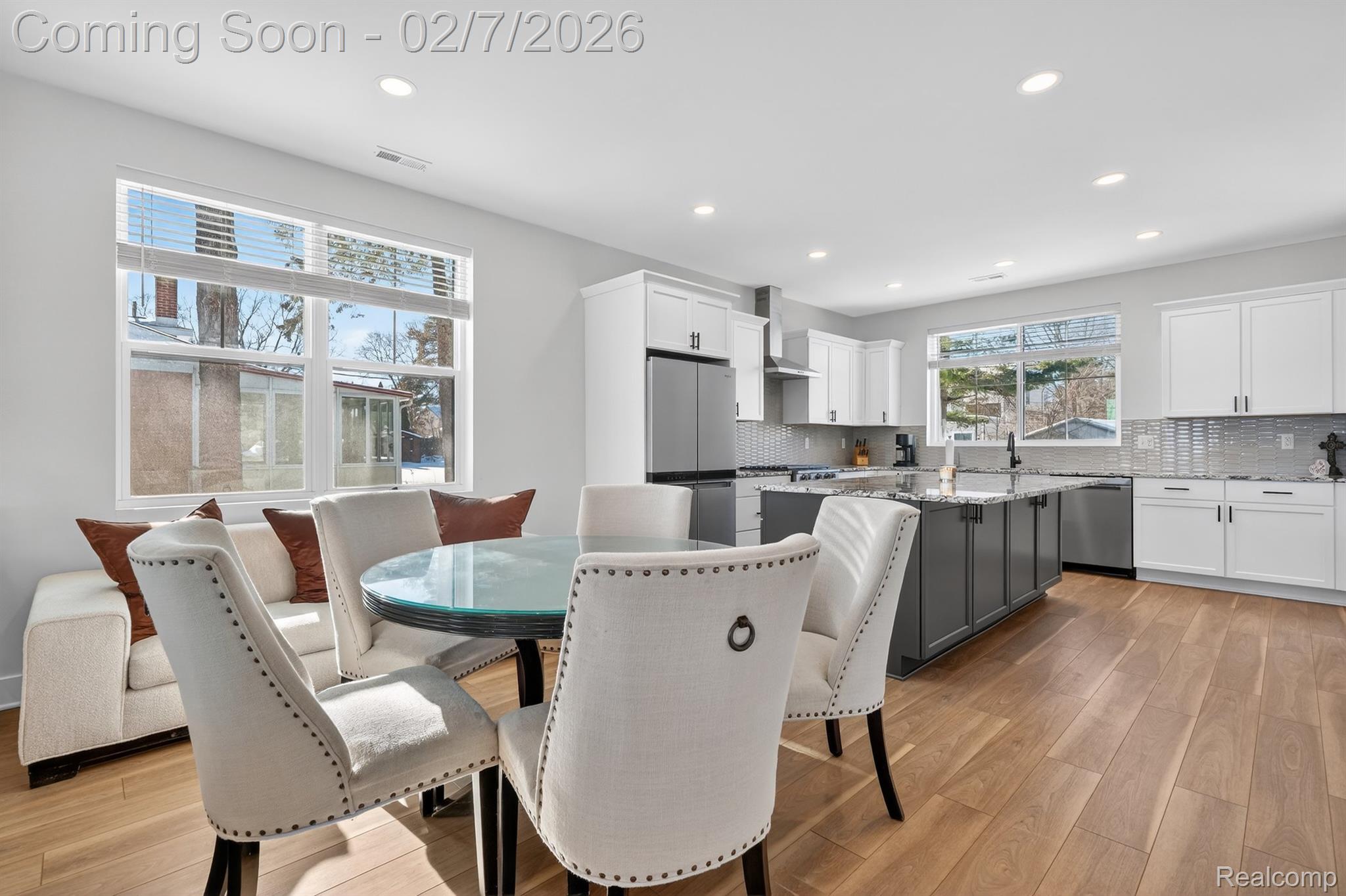 5264 Cooley Lake Road