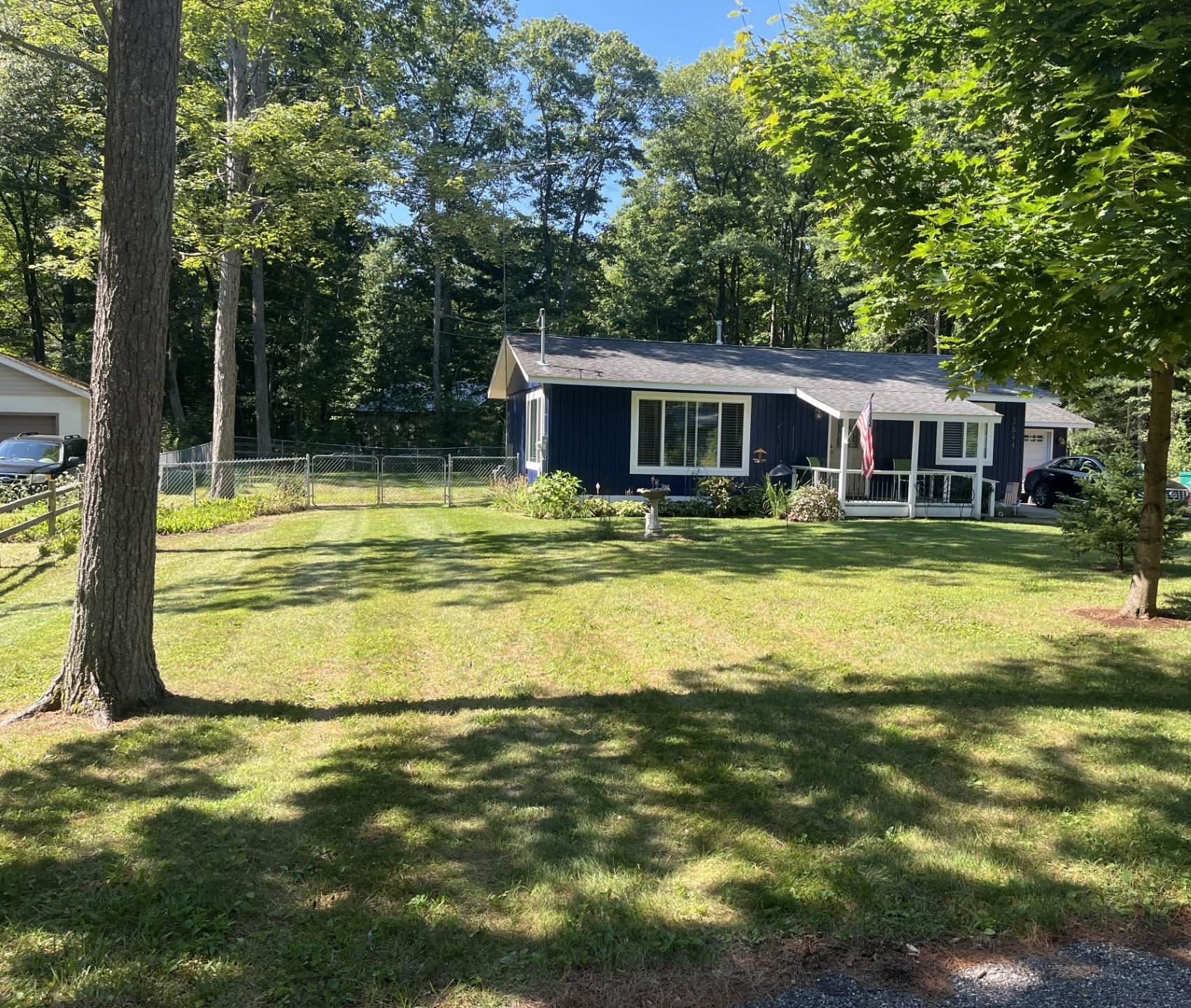 3644 Crescent Drive