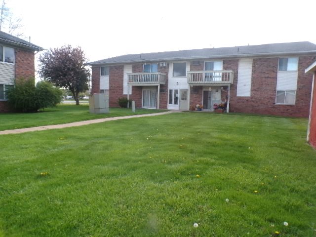 825 S GRAND Avenue 1