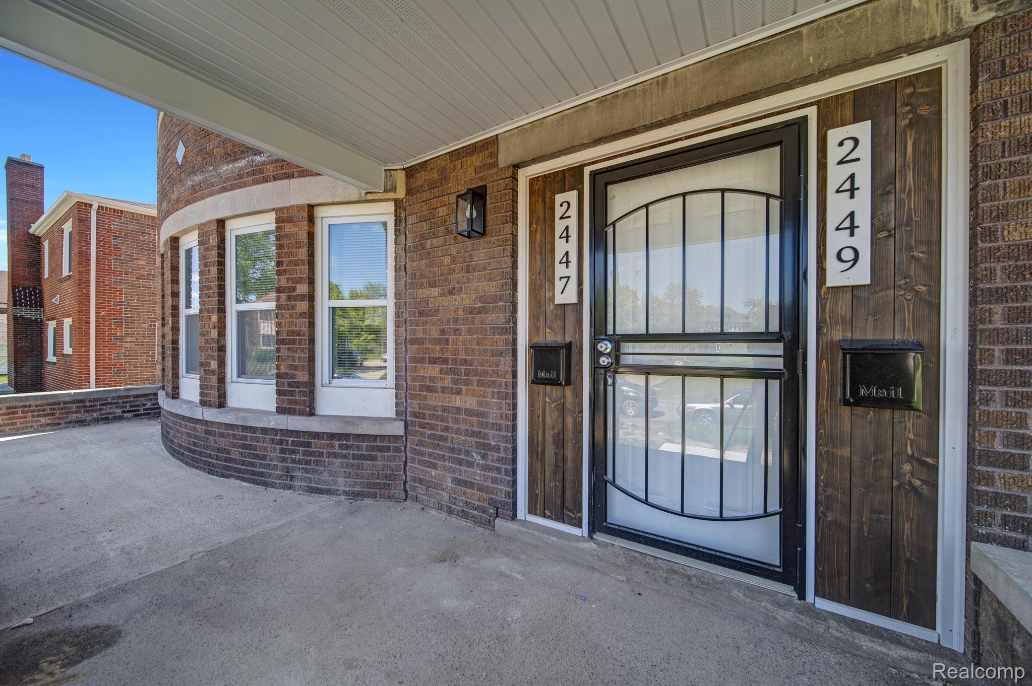 Detroit City, Michigan 48206, United States, 4 Bedrooms Bedrooms, ,2 BathroomsBathrooms,Residential,Active,181762