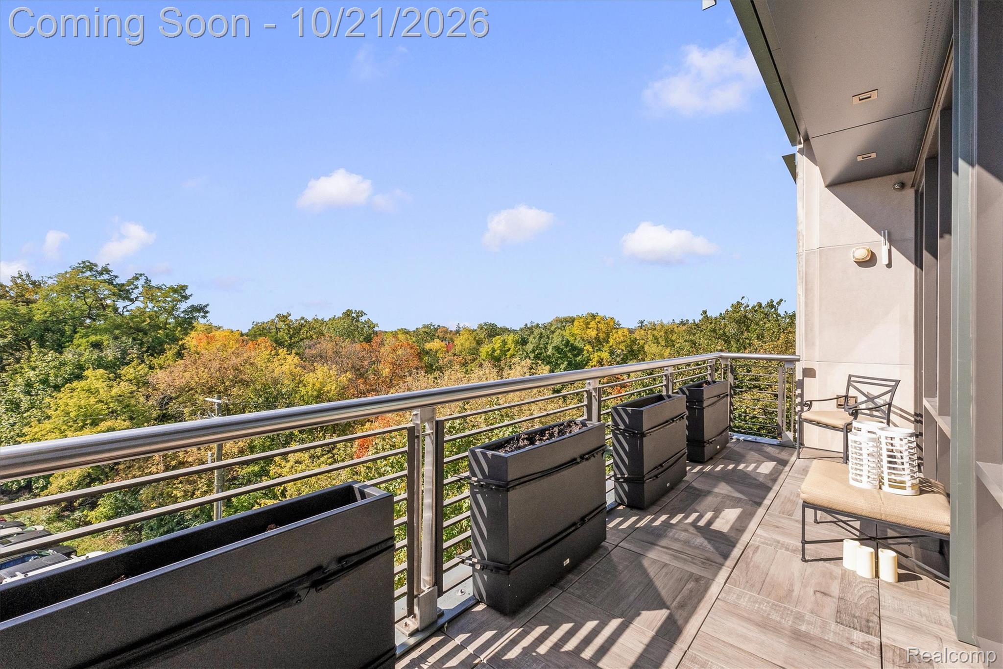 369 N Old Woodward Avenue 406