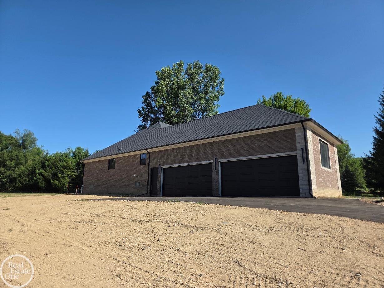 880 Hemlock Drive