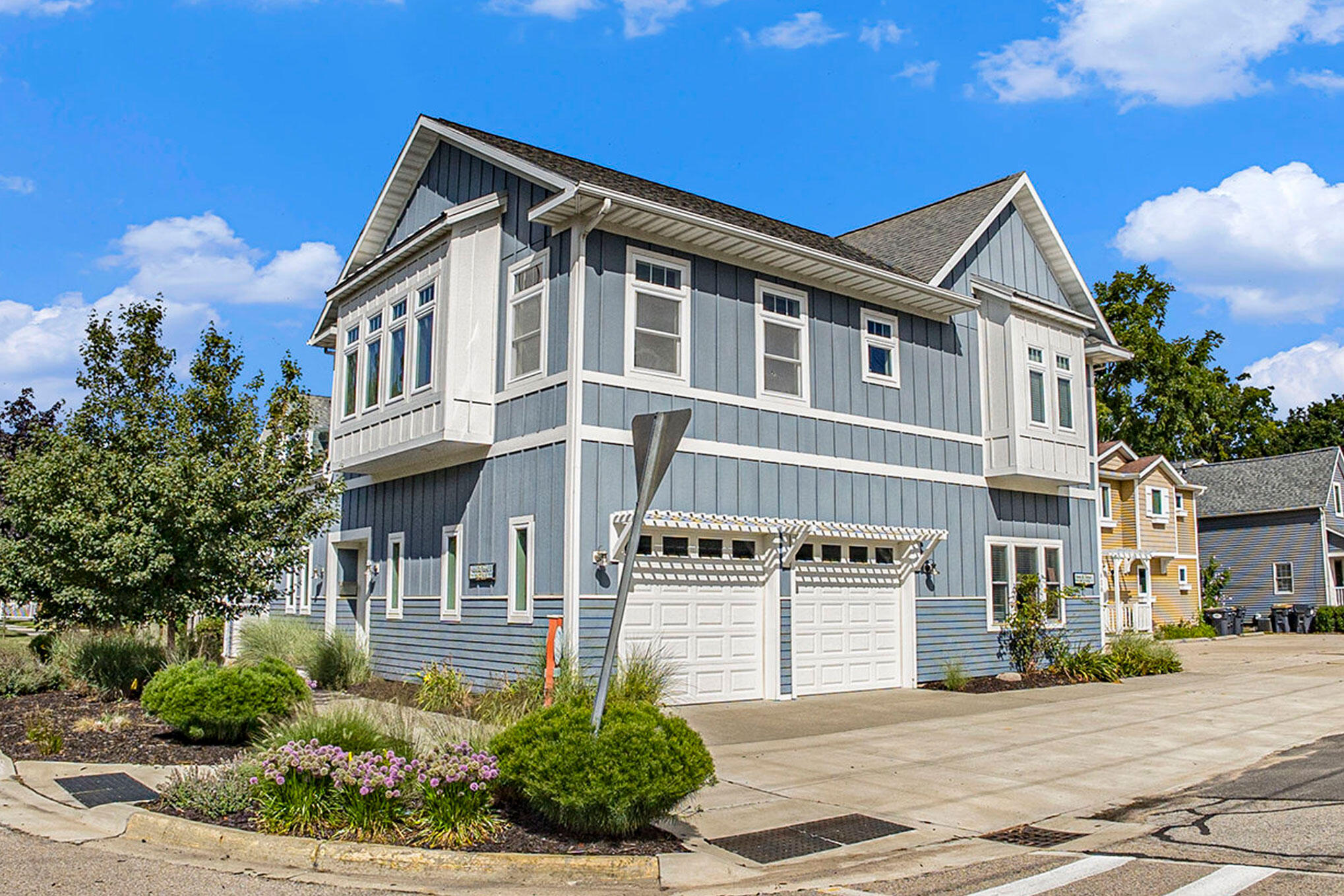 614 Maple Street