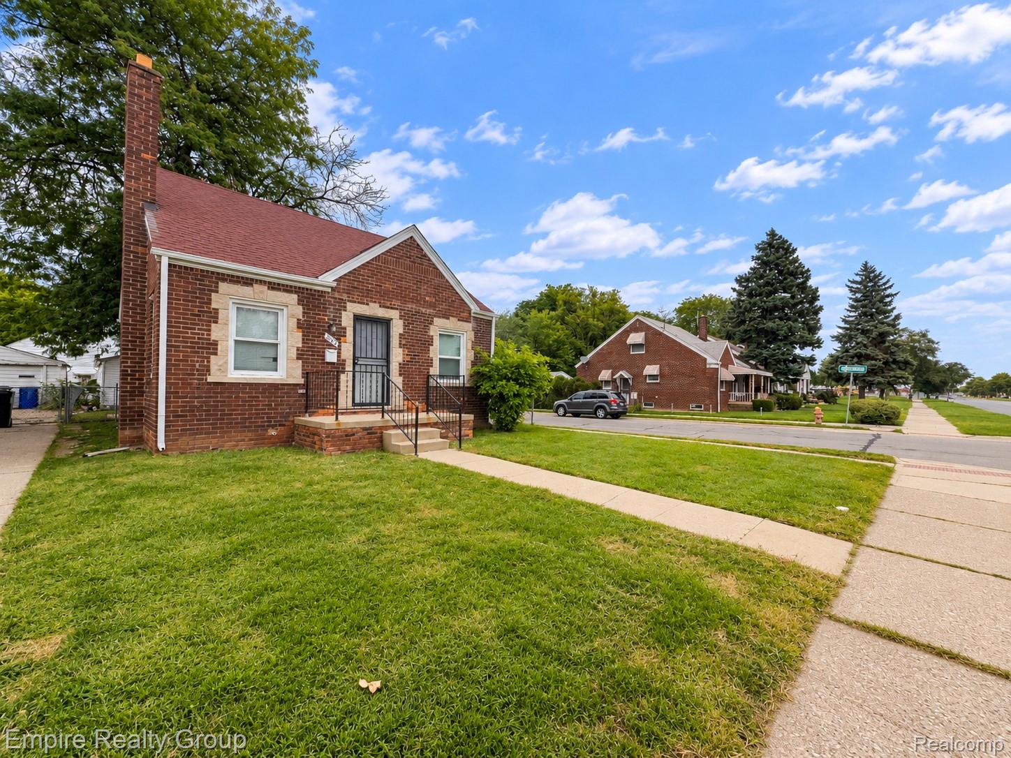 3167 E Outer Drive