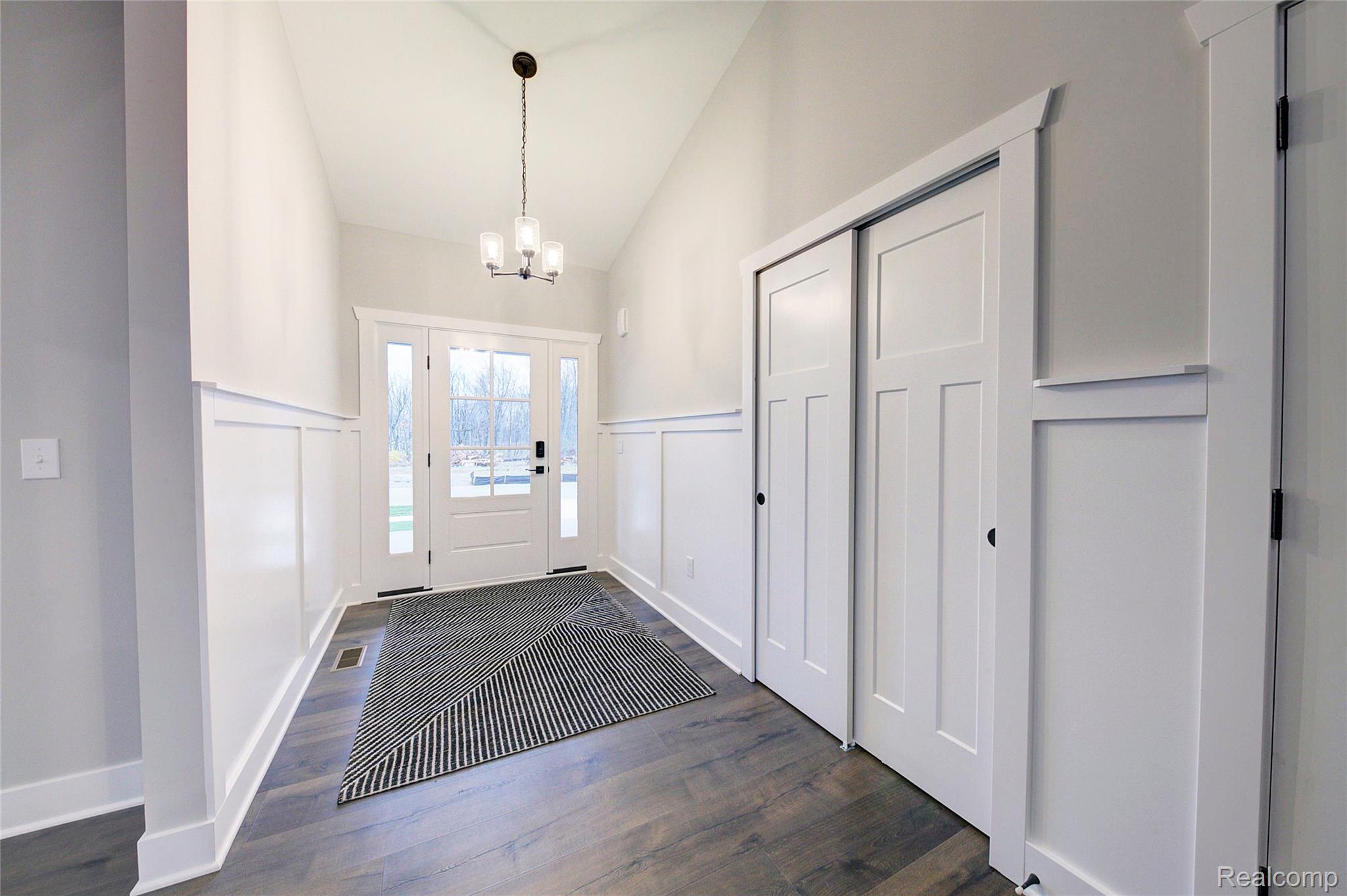 MOH 60 Birkdale Lane