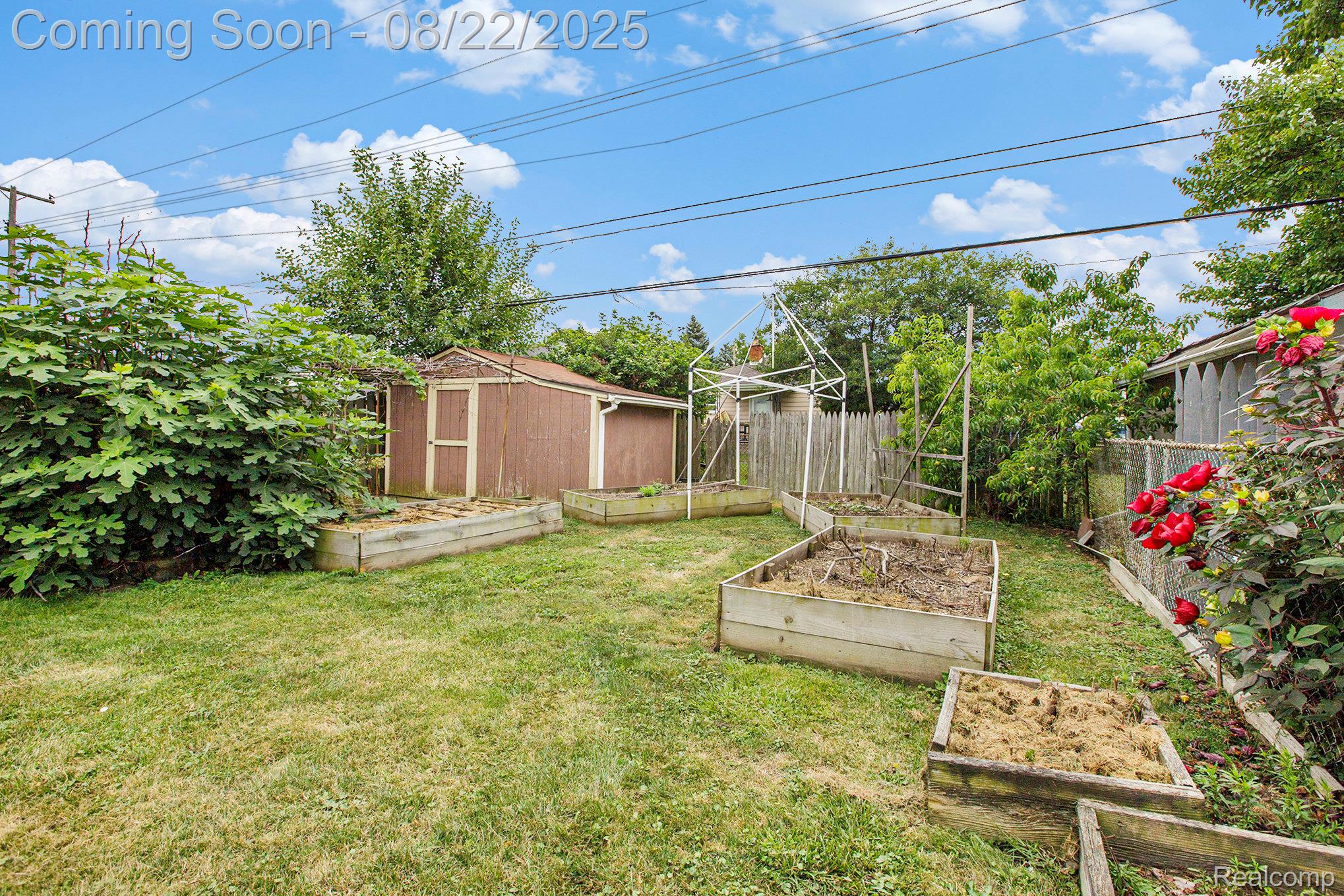 Lincoln Park City, Michigan 48146, United States, 3 Bedrooms Bedrooms, ,1 BathroomBathrooms,Residential,Pending,195379