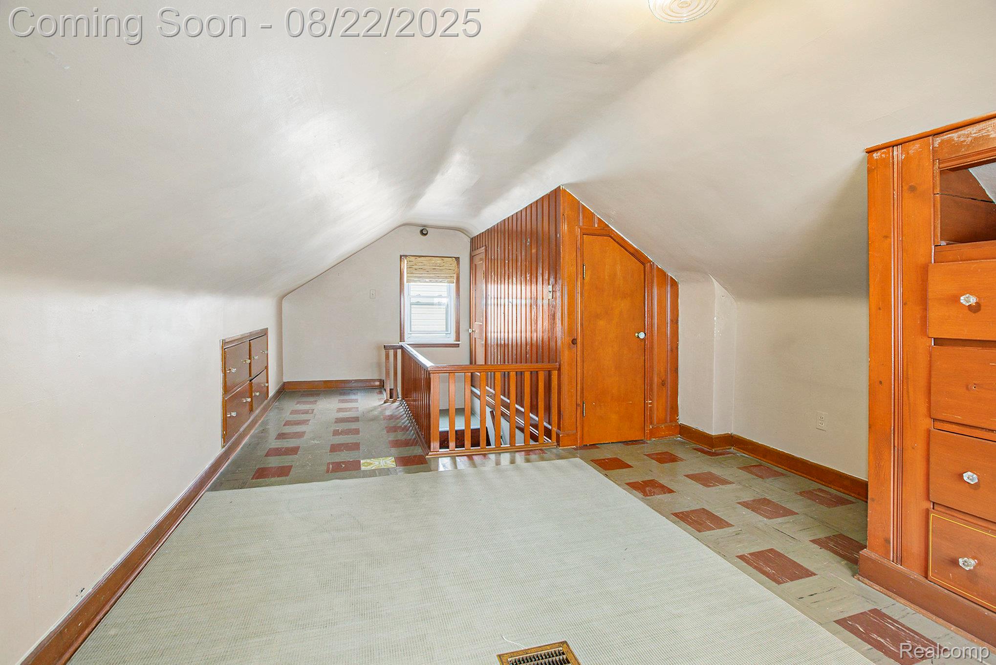 Lincoln Park City, Michigan 48146, United States, 3 Bedrooms Bedrooms, ,1 BathroomBathrooms,Residential,Pending,195379