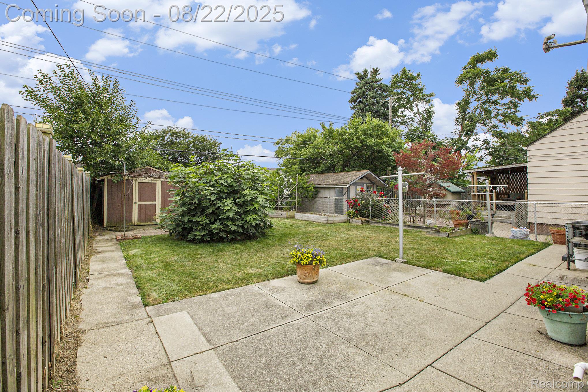 Lincoln Park City, Michigan 48146, United States, 3 Bedrooms Bedrooms, ,1 BathroomBathrooms,Residential,Pending,195379