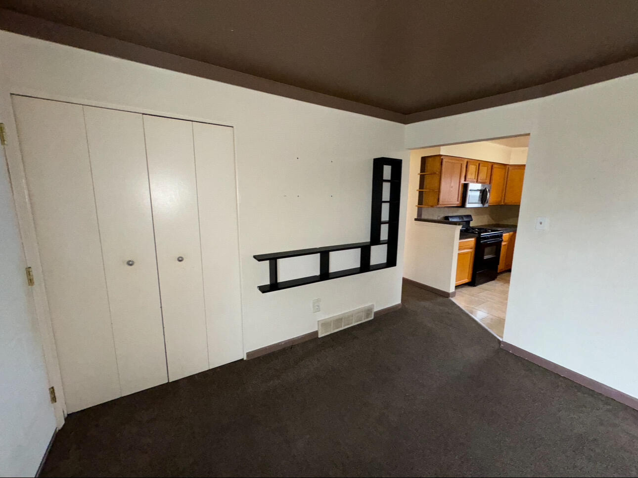 13467 Charlotte Avenue