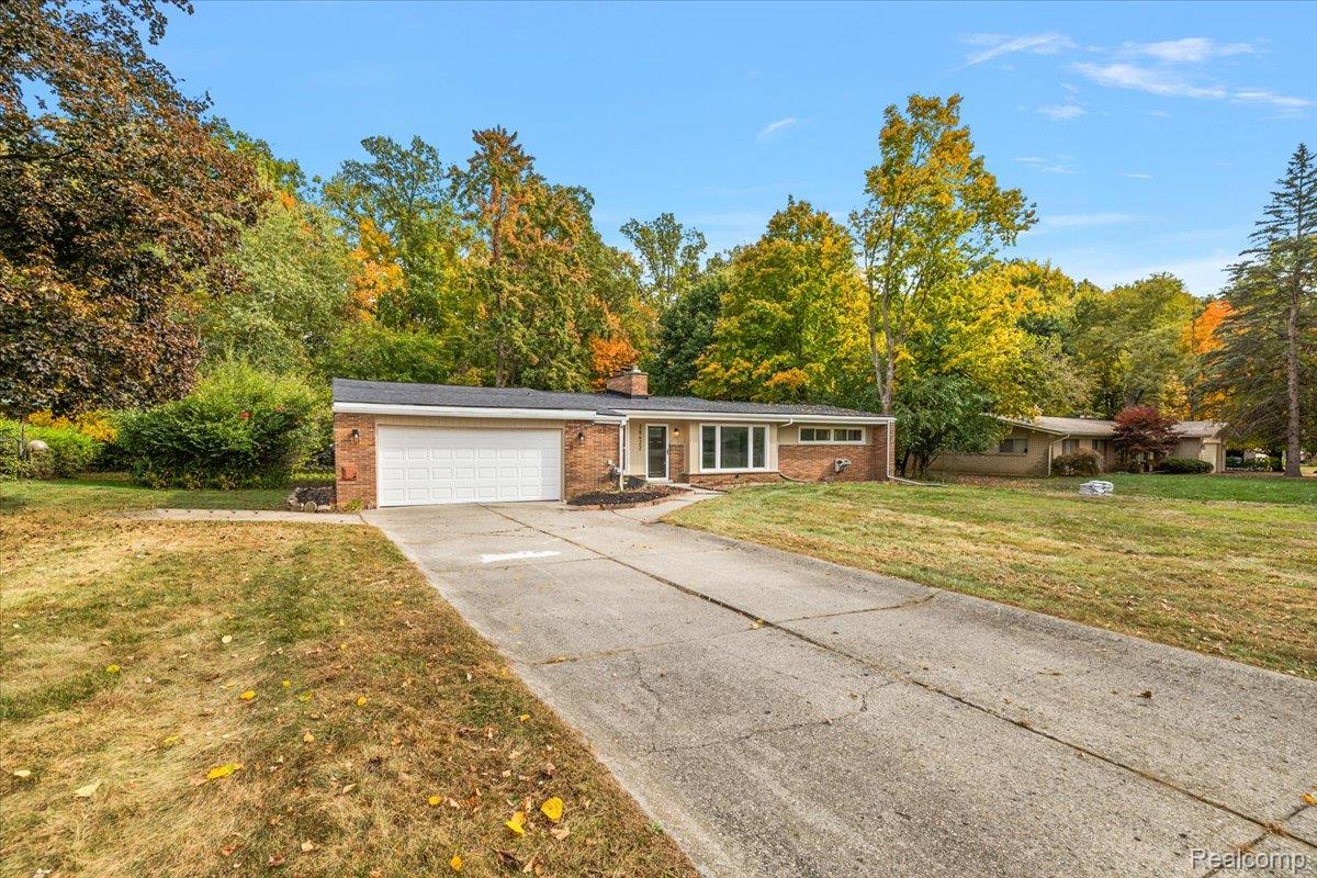 28422 Cumberland Drive
