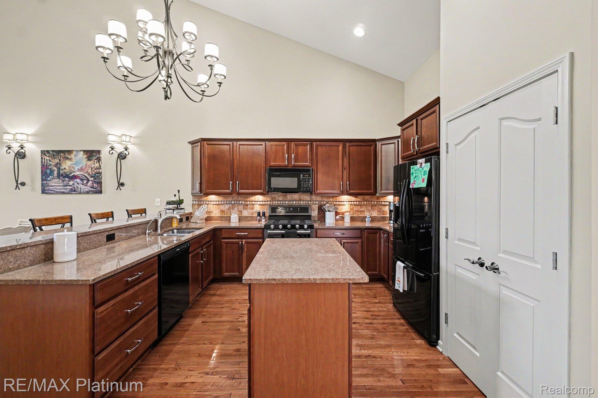 609 TELYA RIDGE
