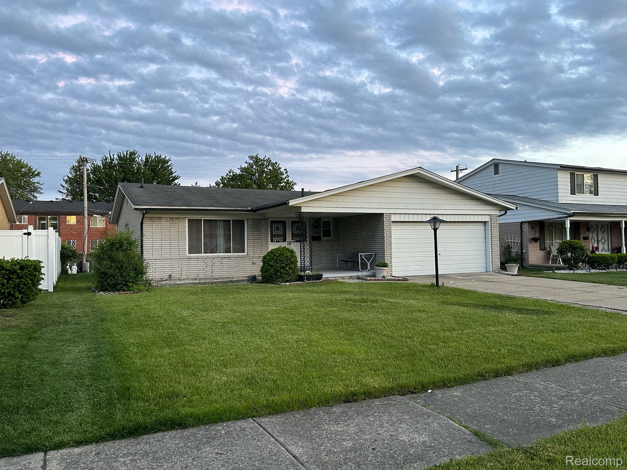 3942 Byrd Drive