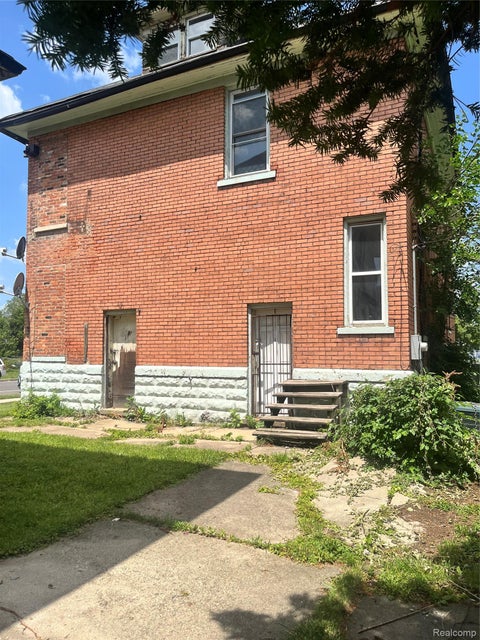 Tiny photo for 759 W Euclid Street, Detroit City, MI 48202 (MLS # 20261082859)