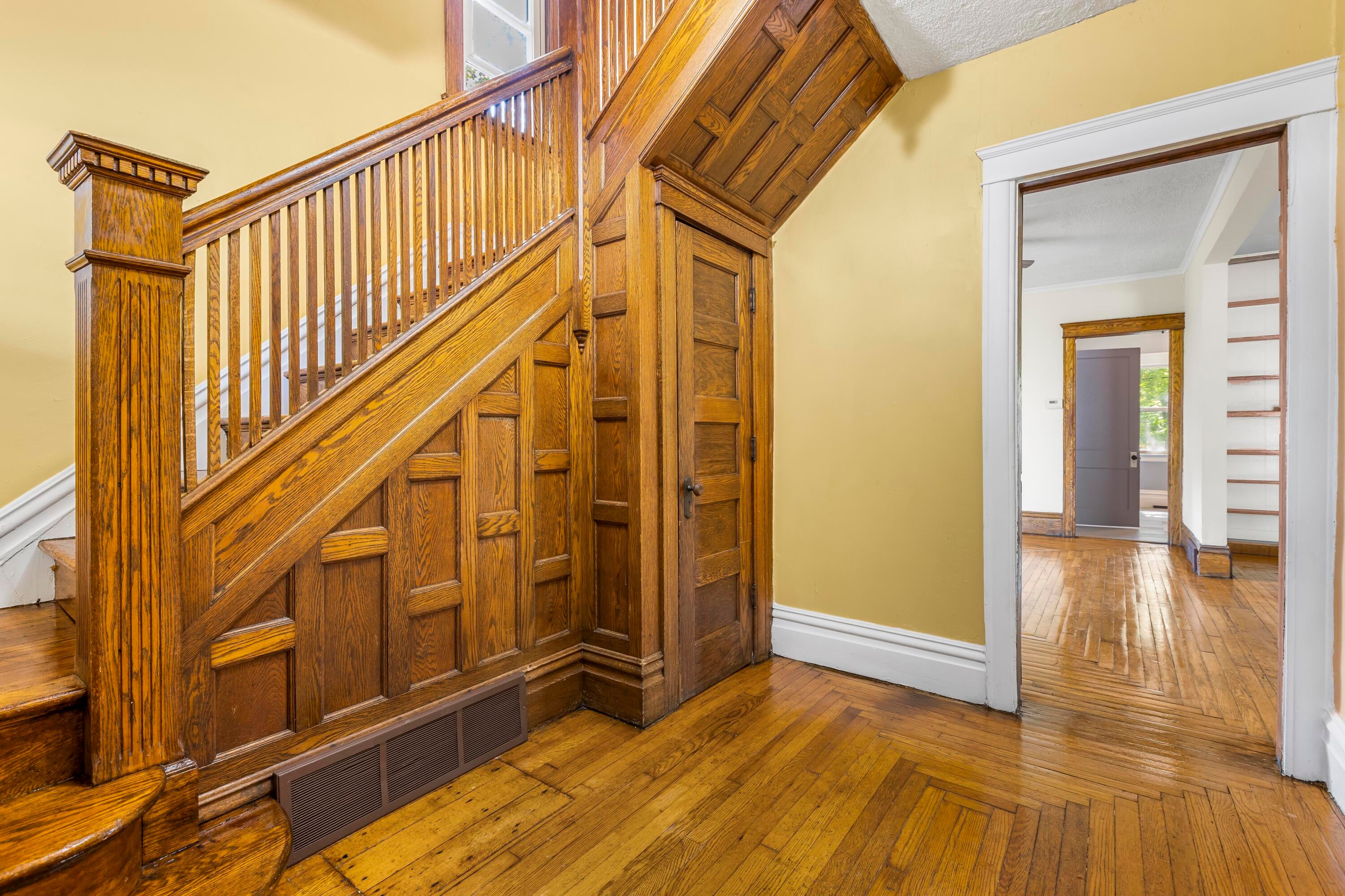 149 Oaklawn Avenue